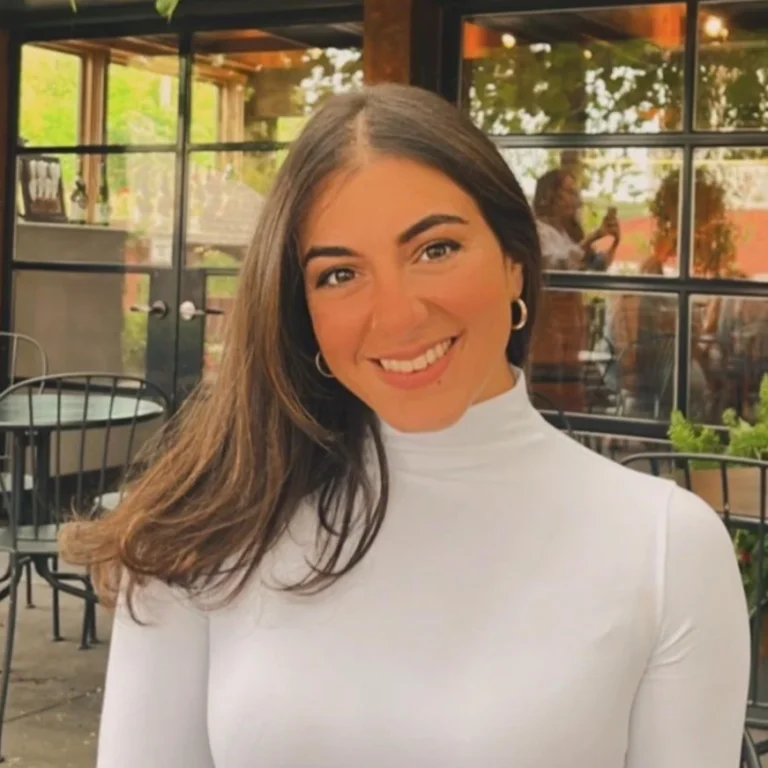 Alex Kroudis<br>LMFT